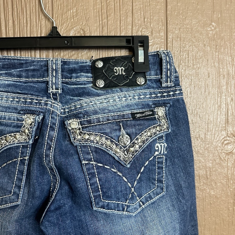 Miss Me Jeans Womens Sz 28 Bootcut Embellished Low Rise Logo Blue Dark Wash - Picture 5 of 8